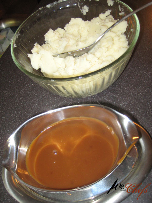 Mashed Potatoes with Gravy